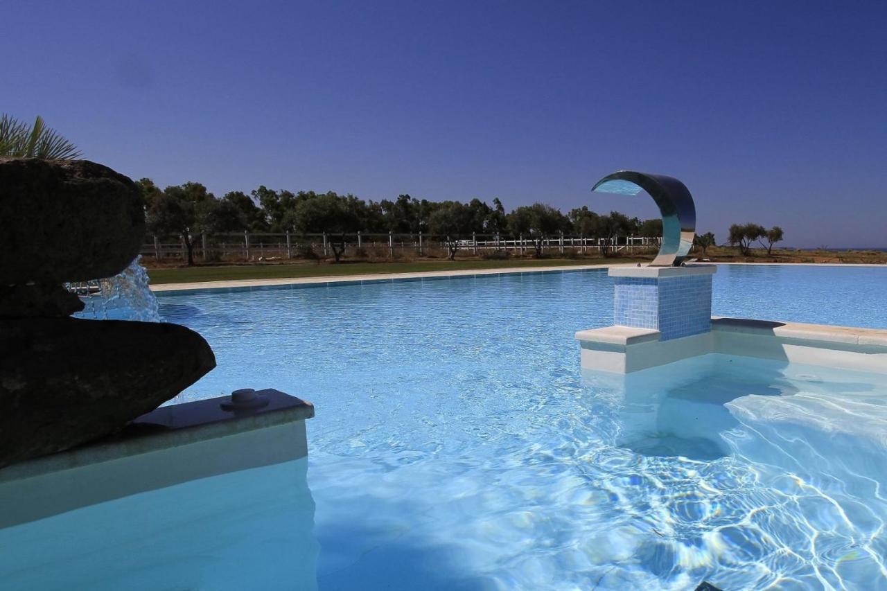 Country Resort Capo Nieddu Santa Caterina Di Pittinuri  Kültér fotó