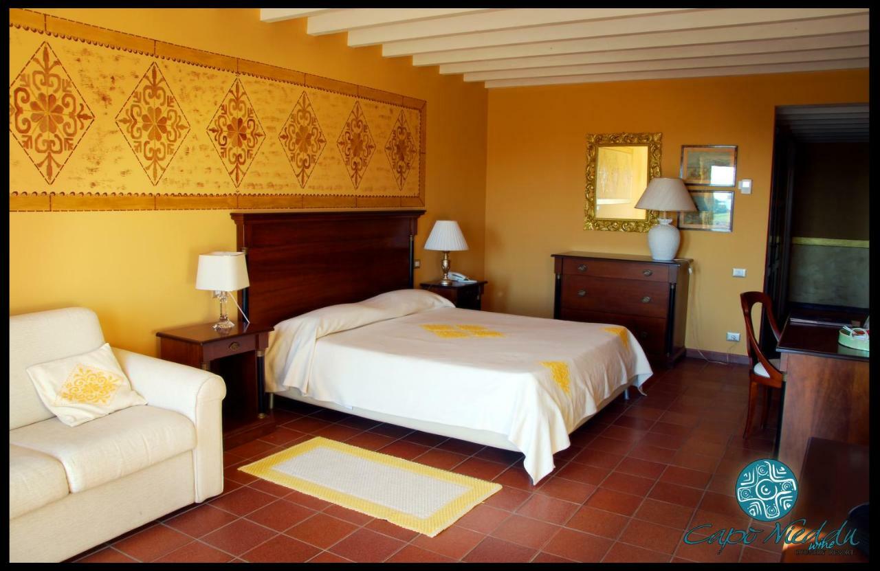 Country Resort Capo Nieddu Santa Caterina Di Pittinuri  Kültér fotó