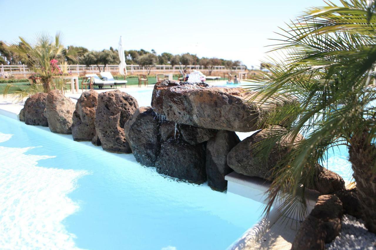 Country Resort Capo Nieddu Santa Caterina Di Pittinuri  Kültér fotó